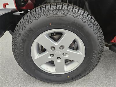 2014 Jeep Wrangler Freedom Edition   - Photo 14 - Spring City, PA 19475