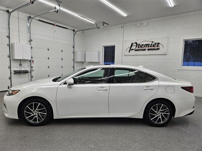 2017 Lexus ES 350   - Photo 8 - Spring City, PA 19475