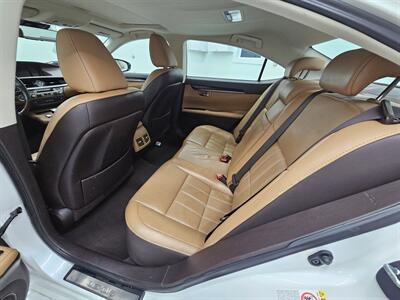 2017 Lexus ES 350   - Photo 11 - Spring City, PA 19475