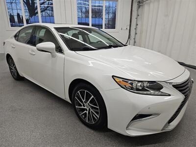 2017 Lexus ES 350   - Photo 3 - Spring City, PA 19475