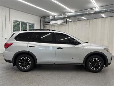 2020 Nissan Pathfinder SL - Photo 4 - Spring City, PA 19475