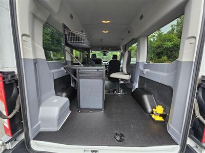 2018 Ford Transit 150 XLT   - Photo 14 - Spring City, PA 19475