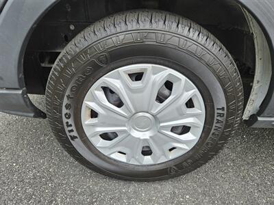 2018 Ford Transit 150 XLT   - Photo 16 - Spring City, PA 19475
