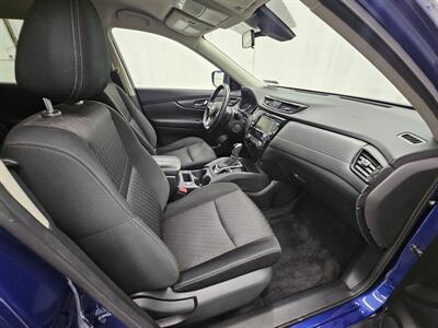 2020 Nissan Rogue SV   - Photo 13 - Spring City, PA 19475