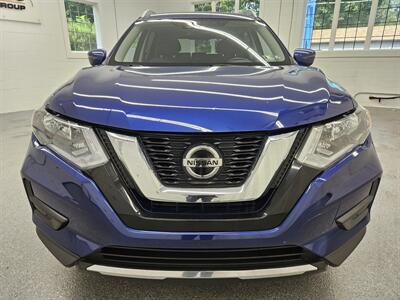 2020 Nissan Rogue SV   - Photo 2 - Spring City, PA 19475