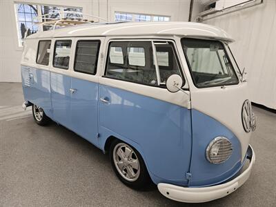 1961 Volkswagen Bus/Vanagon Kombi Re-creation   - Photo 3 - Spring City, PA 19475