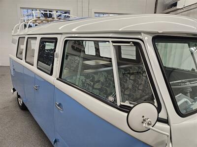 1961 Volkswagen Bus/Vanagon Kombi Re-creation   - Photo 29 - Spring City, PA 19475