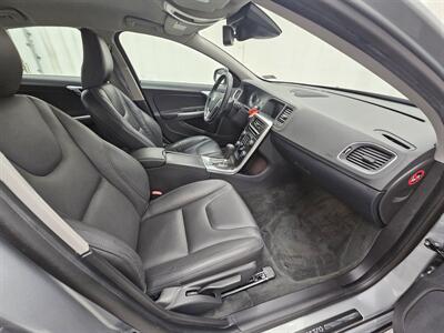 2012 Volvo S60 T6   - Photo 13 - Spring City, PA 19475