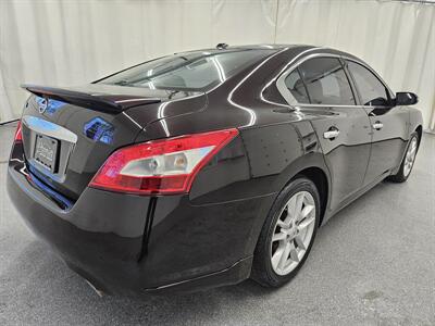 2011 Nissan Maxima 3.5 SV   - Photo 5 - Spring City, PA 19475