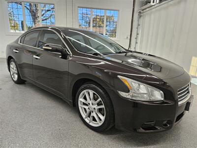 2011 Nissan Maxima 3.5 SV   - Photo 3 - Spring City, PA 19475