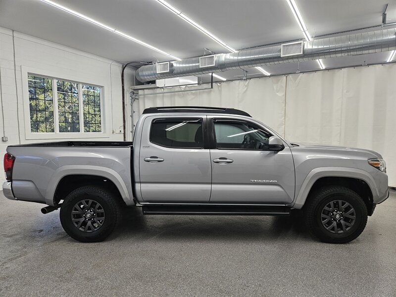 2020 Toyota Tacoma SR5 V6 photo 4