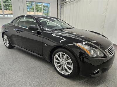 2014 INFINITI Q60 Convertible   - Photo 3 - Spring City, PA 19475