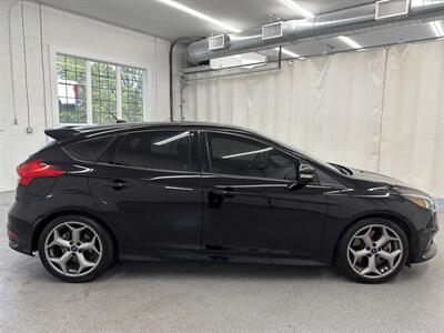 2018 Ford Focus ST - Photo 4 - Spring City, PA 19475