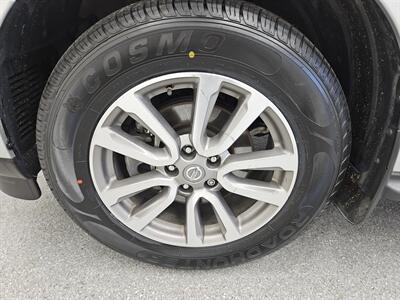 2014 Nissan Pathfinder SL   - Photo 16 - Spring City, PA 19475