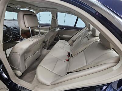 2011 Mercedes-Benz C 300 Luxury 4MATIC   - Photo 11 - Spring City, PA 19475