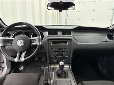 2014 Ford Mustang V6 - Photo 12 - Spring City, PA 19475