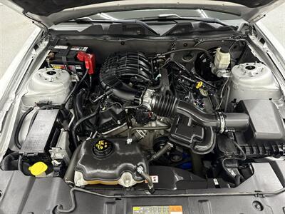2014 Ford Mustang V6 - Photo 9 - Spring City, PA 19475