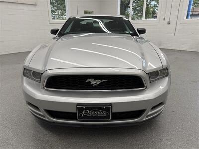 2014 Ford Mustang V6 - Photo 2 - Spring City, PA 19475