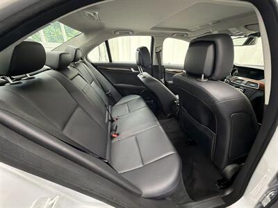 2013 Mercedes-Benz C 300 Luxury 4MATIC - Photo 13 - Spring City, PA 19475