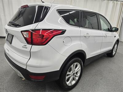 2019 Ford Escape SE   - Photo 6 - Spring City, PA 19475