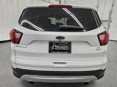 2019 Ford Escape SE   - Photo 3 - Spring City, PA 19475