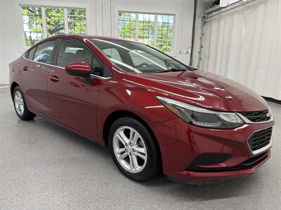 2017 Chevrolet Cruze LT Auto   - Photo 3 - Spring City, PA 19475
