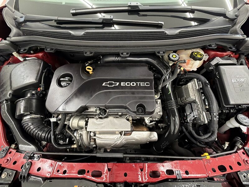 2017 Chevrolet Cruze LT Auto 9