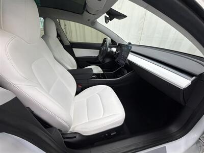 2019 Tesla Model 3 Long Range   - Photo 12 - Spring City, PA 19475