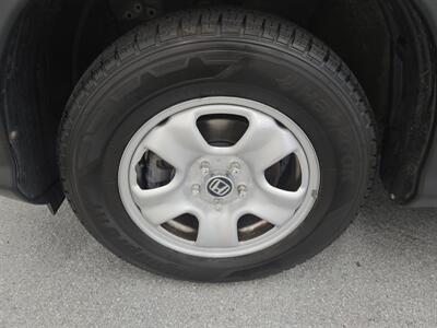 2014 Honda CR-V LX   - Photo 16 - Spring City, PA 19475
