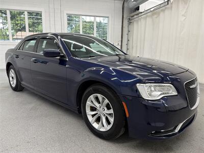 2015 Chrysler 300 Series Limited - Photo 3 - Spring City, PA 19475