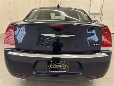 2015 Chrysler 300 Series Limited - Photo 6 - Spring City, PA 19475