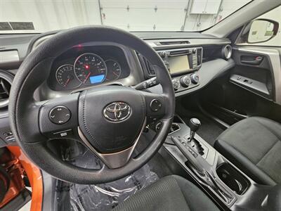 2016 Toyota RAV4 LE   - Photo 11 - Spring City, PA 19475