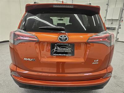 2016 Toyota RAV4 LE   - Photo 6 - Spring City, PA 19475