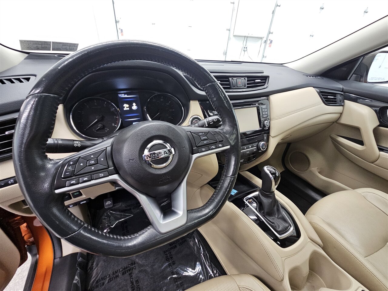 2017 Nissan Rogue SV   - Photo 10 - Spring City, PA 19475