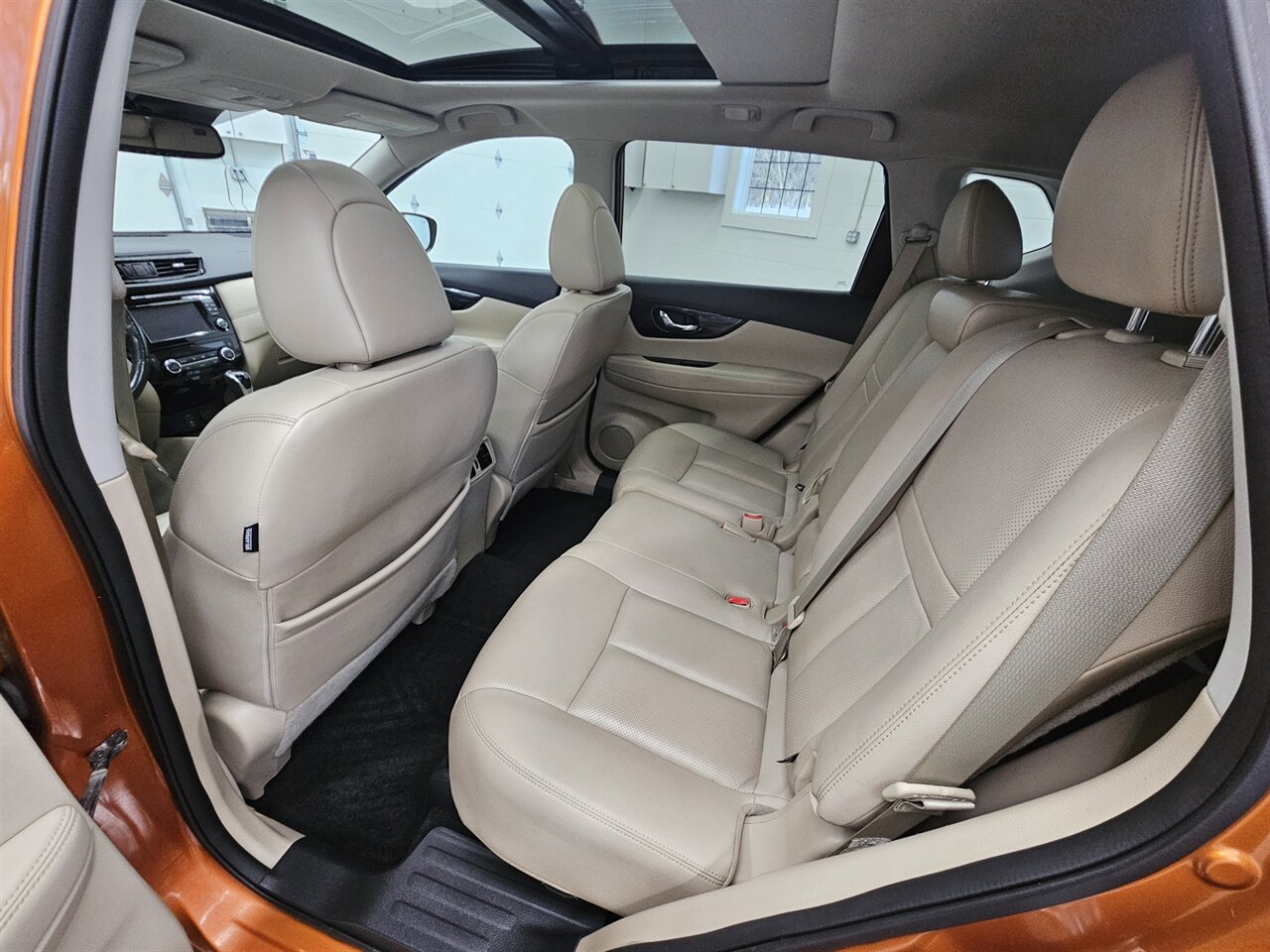 2017 Nissan Rogue SV   - Photo 11 - Spring City, PA 19475