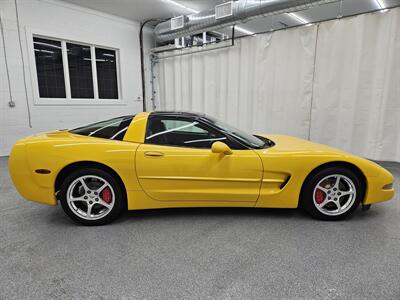 2001 Chevrolet Corvette   - Photo 4 - Spring City, PA 19475