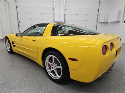 2001 Chevrolet Corvette   - Photo 7 - Spring City, PA 19475