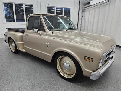 1967 Chevrolet C10 Stepside   - Photo 3 - Spring City, PA 19475
