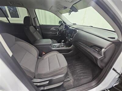 2020 Chevrolet Traverse LT Cloth - Photo 13 - Spring City, PA 19475