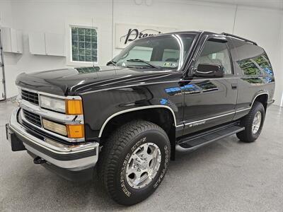 1998 Chevrolet Tahoe LS 2dr LS   - Photo 1 - Spring City, PA 19475
