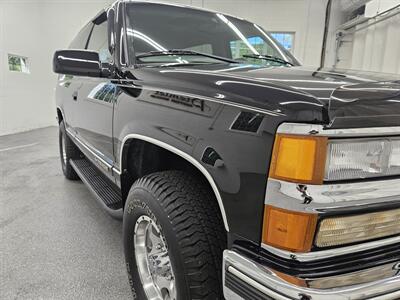 1998 Chevrolet Tahoe LS 2dr LS   - Photo 10 - Spring City, PA 19475