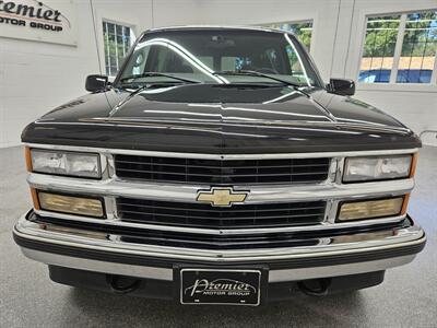 1998 Chevrolet Tahoe LS 2dr LS   - Photo 2 - Spring City, PA 19475