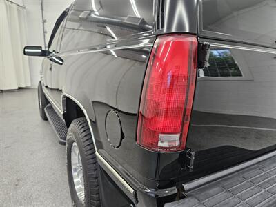 1998 Chevrolet Tahoe LS 2dr LS   - Photo 12 - Spring City, PA 19475