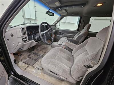 1998 Chevrolet Tahoe LS 2dr LS   - Photo 15 - Spring City, PA 19475