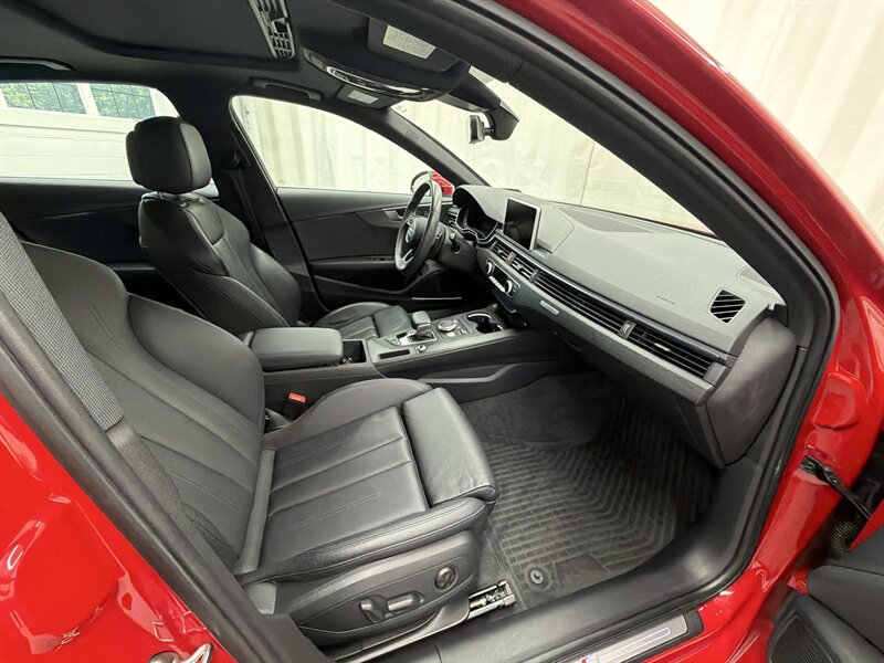 2017 Audi A4 2.0T quattro Premium 13