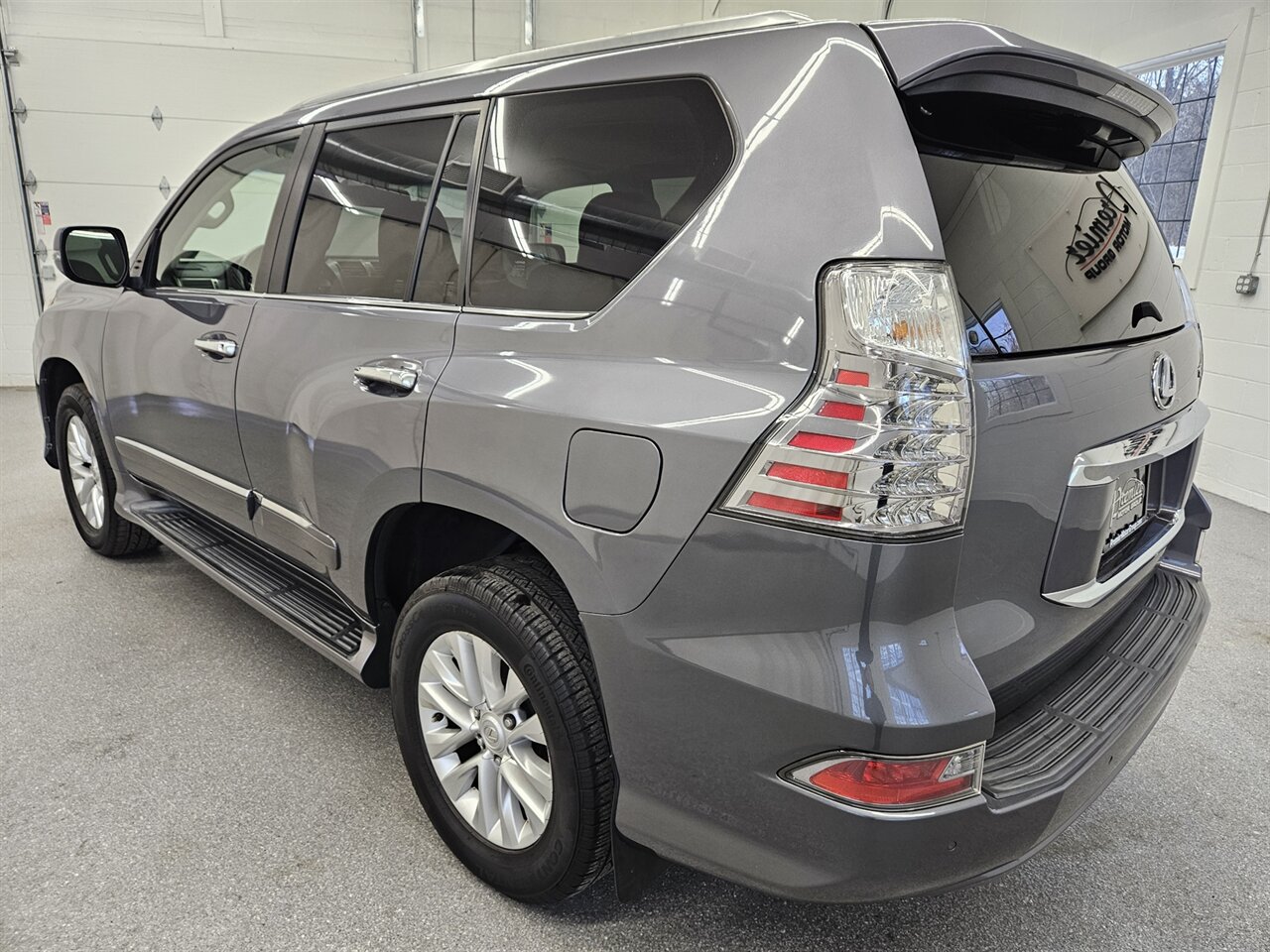2015 Lexus GX 460  460 - Photo 7 - Spring City, PA 19475