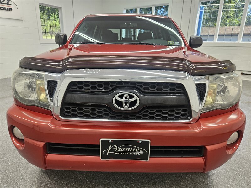 2011 Toyota Tacoma V6  