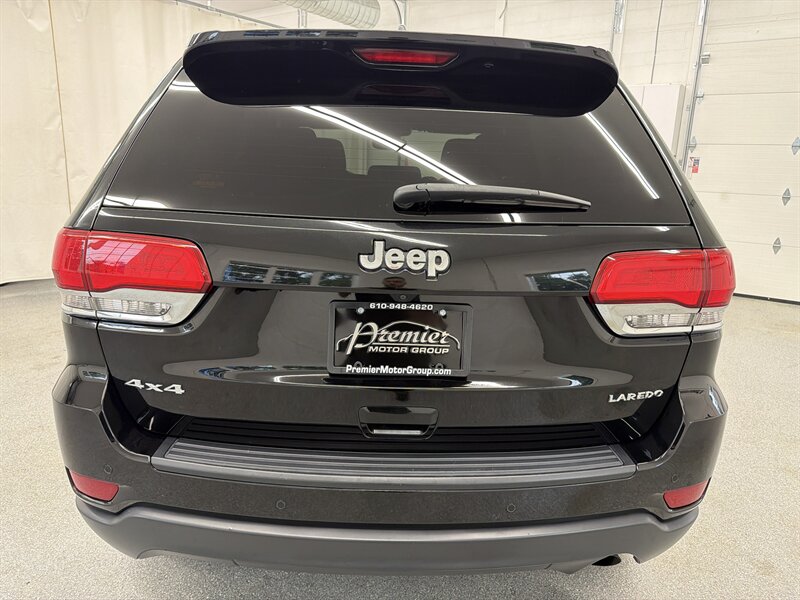 2019 Jeep Grand Cherokee Laredo E 6