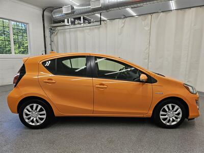 2015 Toyota Prius c Two   - Photo 4 - Spring City, PA 19475