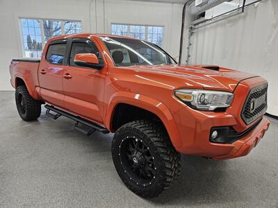2016 Toyota Tacoma TRD Sport   - Photo 3 - Spring City, PA 19475